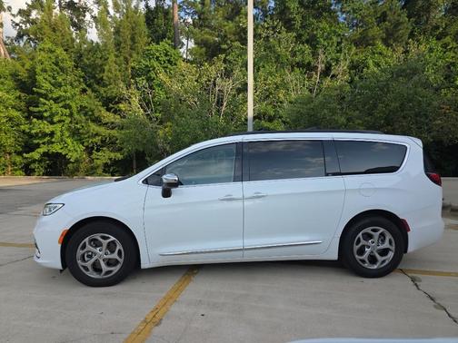 2023 Chrysler Pacifica Limited