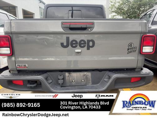 Sting Gray Clearcoat 2022 Jeep Gladiator Sport