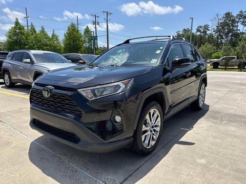 2020 Toyota RAV4 XLE Premium