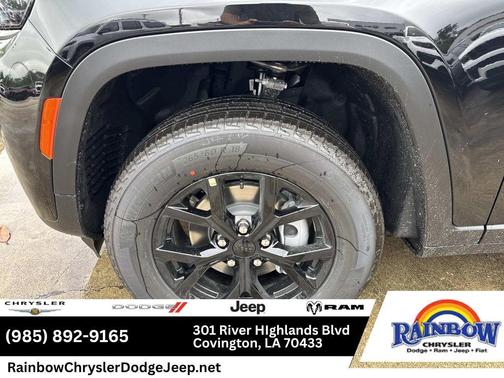 Diamond Black 2026 Jeep Grand Cherokee Laredo