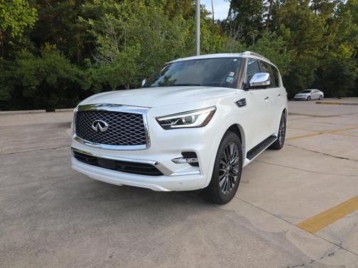 2023 INFINITI QX80 SENSORY