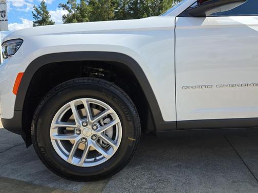 2025 Jeep Grand Cherokee Laredo X