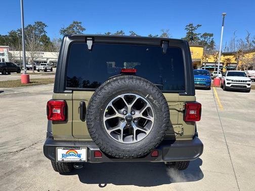 2025 Jeep Wrangler Sport