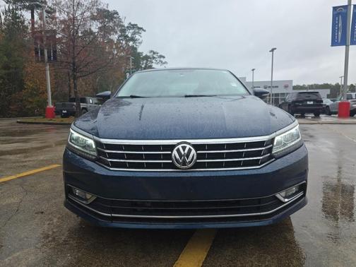 2018 Volkswagen Passat 2.0T SE