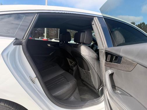 2023 Audi A5 45 S line Premium Plus