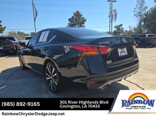 2022 Nissan Altima 2.5 SR