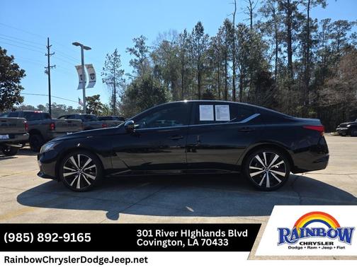 2022 Nissan Altima 2.5 SR