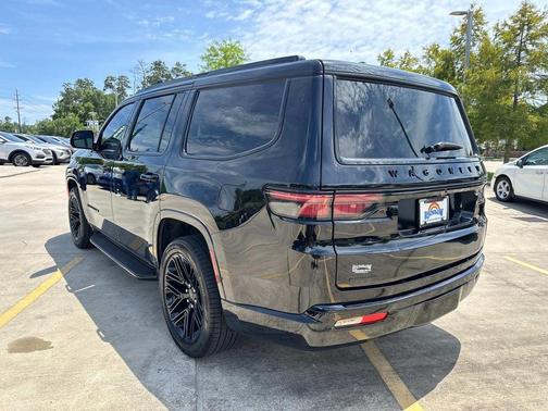 2023 Jeep Wagoneer Series II