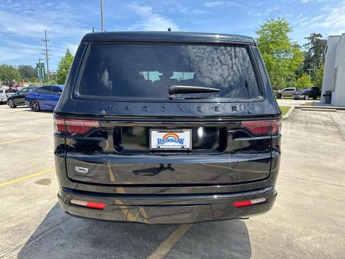 2023 Jeep Wagoneer Series II