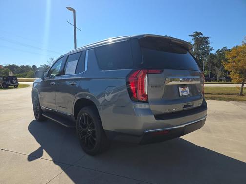 2021 GMC Yukon SLT