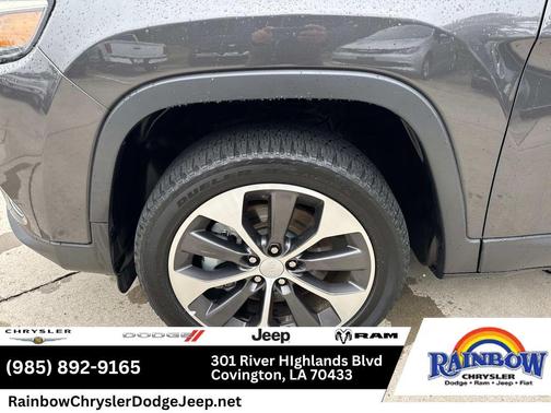 Granite Crystal Clearcoat Metallic 2022 Jeep Cherokee Limited
