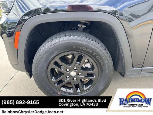 Diamond Black 2024 Jeep Grand Cherokee Laredo