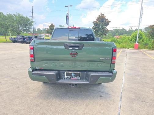 2022 Nissan Frontier PRO-X