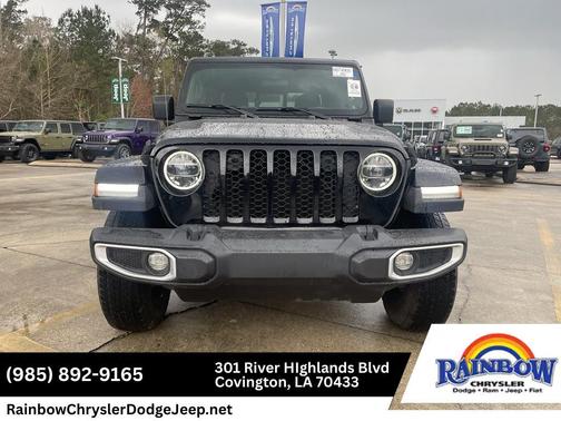 2022 Jeep Gladiator Sport