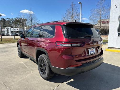 2025 Jeep Grand Cherokee L Laredo