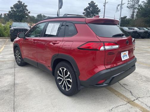 2024 Toyota Corolla Cross Hybrid SE