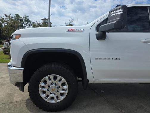 2023 Chevrolet Silverado 2500 LT