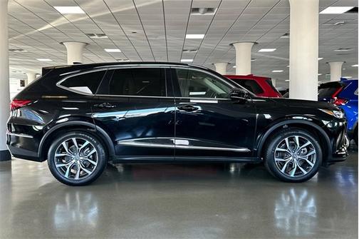 2023 Acura MDX 