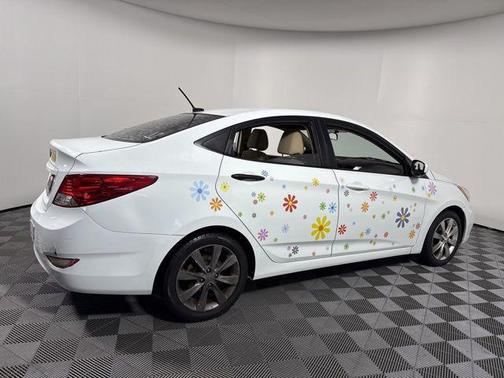 Century White 2012 Hyundai Accent GLS