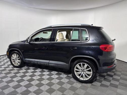 2012 Volkswagen Tiguan SEL