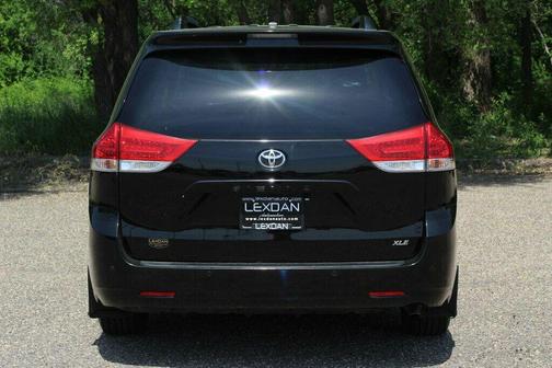 Black 2014 Toyota Sienna XLE