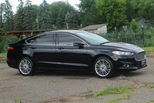 Shadow Black 2016 Ford Fusion SE