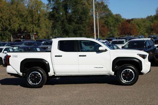 2024 Toyota Tacoma TRD Off Road