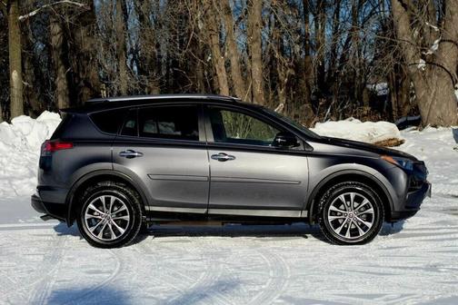 2017 Toyota RAV4 Limited