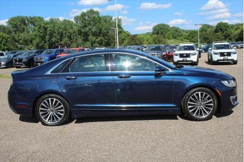 2017 Lincoln MKZ Base