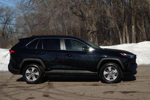 2023 Toyota RAV4 Hybrid LE