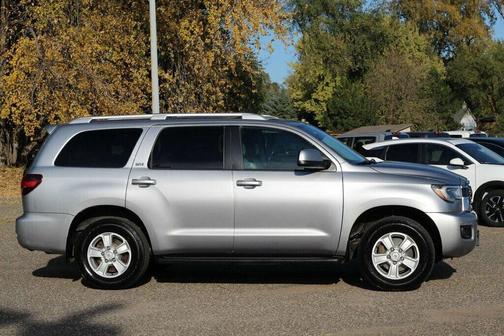 2019 Toyota Sequoia SR5
