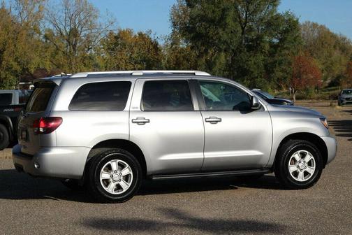 2019 Toyota Sequoia SR5