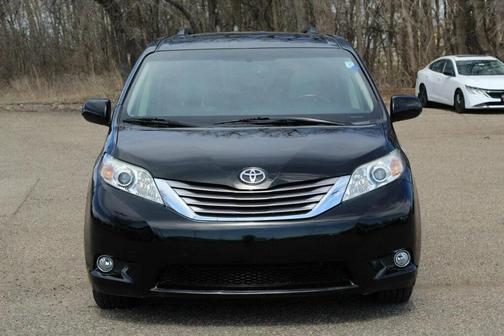 2017 Toyota Sienna XLE Premium
