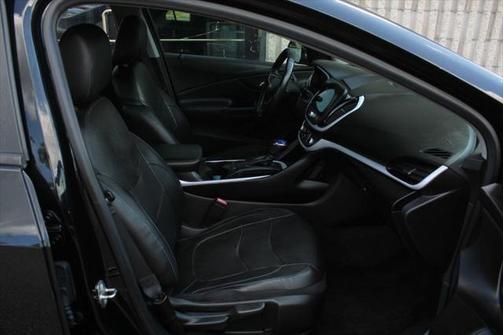 2018 Chevrolet Volt LT