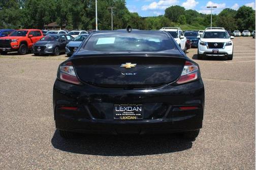 2018 Chevrolet Volt LT
