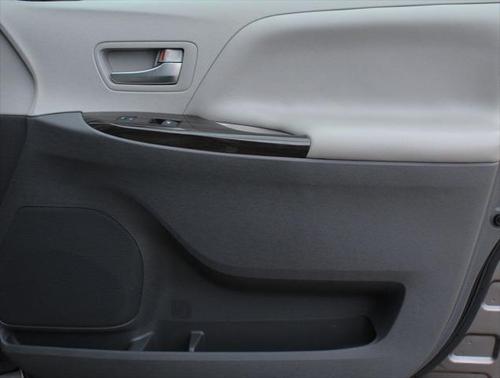 2020 Toyota Sienna XLE Premium