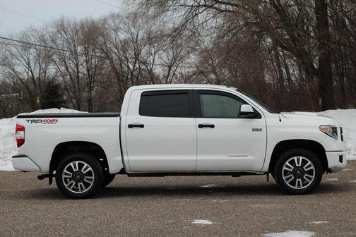 2018 Toyota Tundra SR5