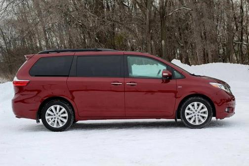 2017 Toyota Sienna Limited