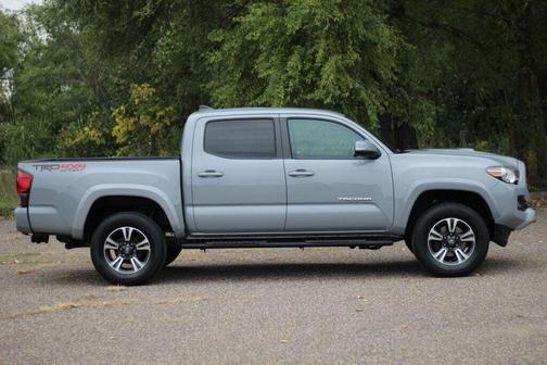 2019 Toyota Tacoma TRD Sport