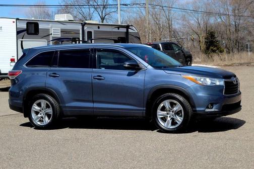 Shoreline Blue Pearl 2015 Toyota Highlander Limited