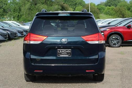 South Pacific Pearl 2012 Toyota Sienna LE