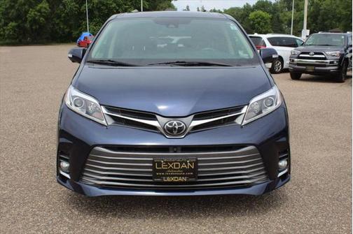 2020 Toyota Sienna XLE Premium