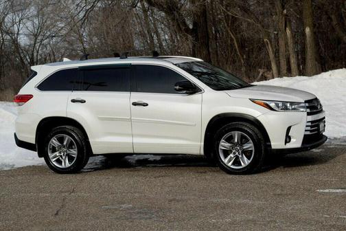 2017 Toyota Highlander Limited