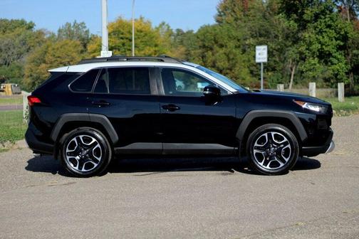 2019 Toyota RAV4 Adventure