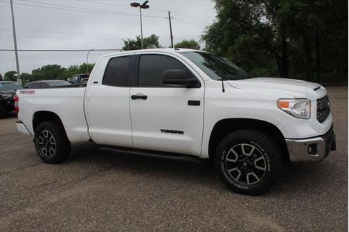 2016 Toyota Tundra SR5