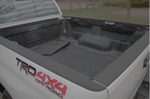 2016 Toyota Tundra SR5