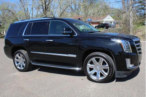 2018 Cadillac Escalade Luxury