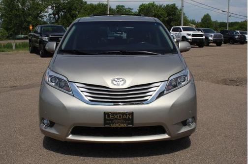 2017 Toyota Sienna Limited Premium