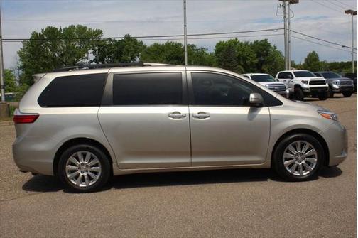 2017 Toyota Sienna Limited Premium