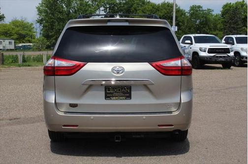 2017 Toyota Sienna Limited Premium